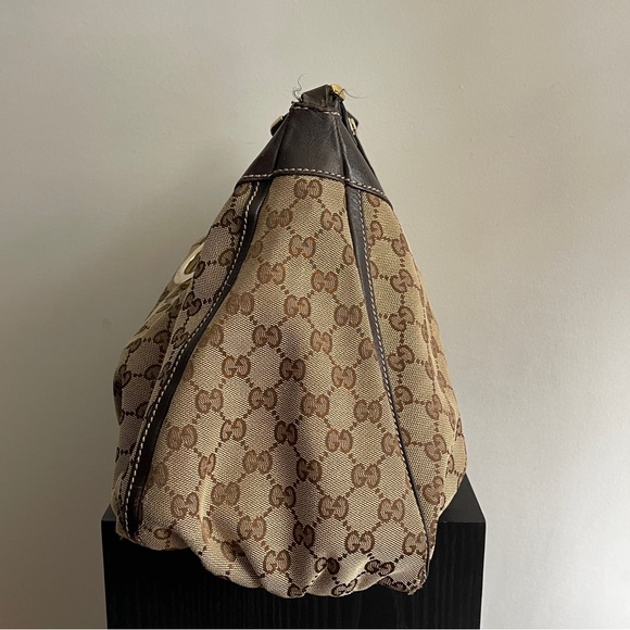 GG Canvas Medium D-Ring Hobo Bag - Picture 4 of 15